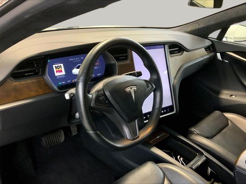 Used 2020 Tesla Model S Long Range Plus AWD/4WD image 17