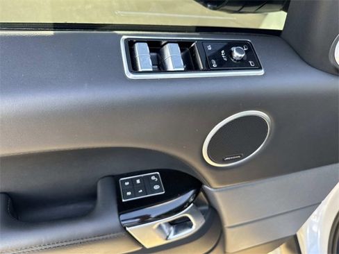 Used 2018 Land Rover Range Rover Sport Supercharged image 21