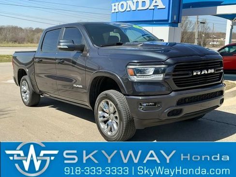 Used 2020 RAM 1500 Laramie AWD/4WD image 1