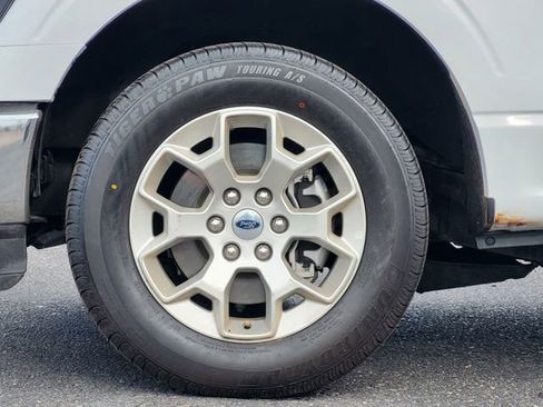 Used 2023 Ford F150 XLT RWD image 11