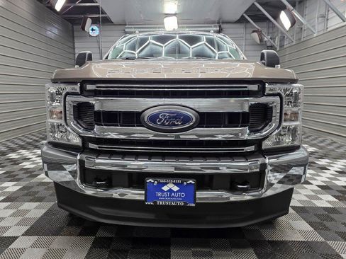 Used 2022 Ford F350 XLT w/ FX4 Off-Road Package AWD/4WD image 4