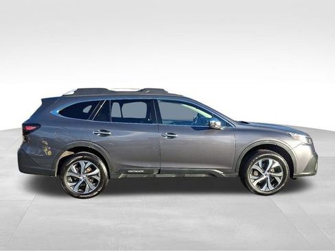 Used 2022 Subaru Outback Touring image 7