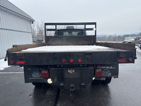 Used 2017 RAM 5500 Tradesman w/ Power & Remote Entry Group image 4