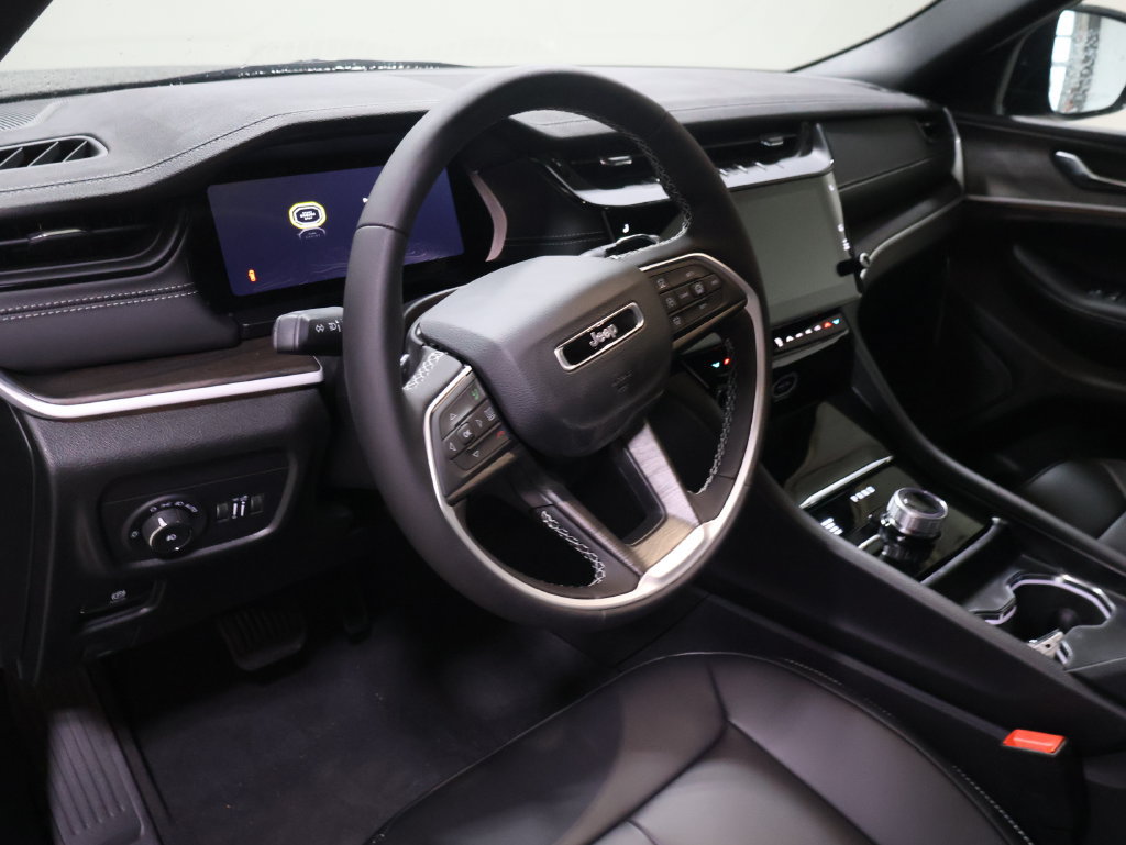 New 2027 Jeep Grand Cherokee Limited AWD/4WD image 20