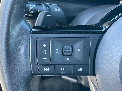 Certified 2023 Nissan Rogue Platinum w/ Platinum Premium Package AWD/4WD image 17