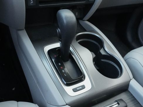 Used 2017 Honda Pilot EX-L image 24
