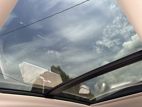 New 2026 Genesis Electrified GV70 image 35