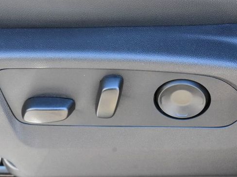 New 2026 Chevrolet Suburban High Country image 33