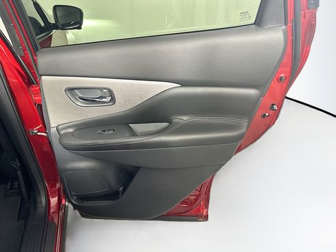 Used 2024 Nissan Murano SL image 30