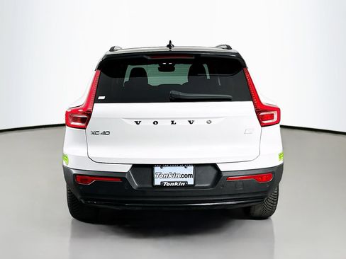 Used 2023 Volvo XC40 Recharge Ultimate w/ Protection Package Premier AWD/4WD image 6