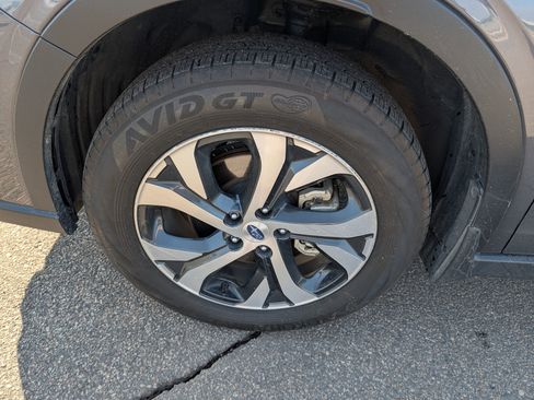 Used 2022 Subaru Outback Touring AWD/4WD image 15