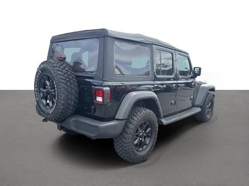 Used 2022 Jeep Wrangler Unlimited Sport AWD/4WD image 5
