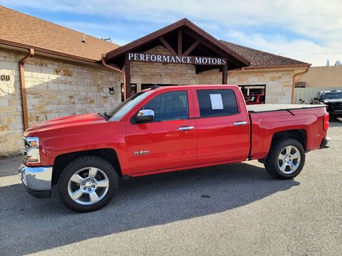 Used 2018 Chevrolet Silverado 1500 LT w/ Texas Edition image 1