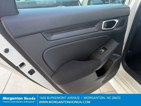 Used 2025 Honda Civic Sport image 22