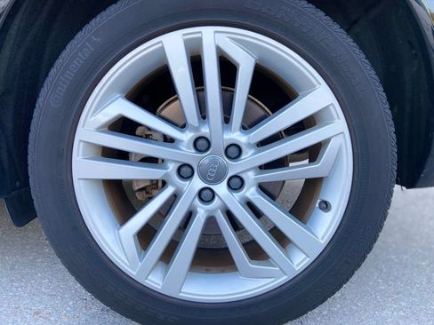 Used 2019 Audi Q5 2.0T Premium Plus w/ Premium Plus Package AWD/4WD image 10