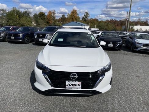 Used 2025 Nissan Sentra SV w/ All-Weather Package image 3