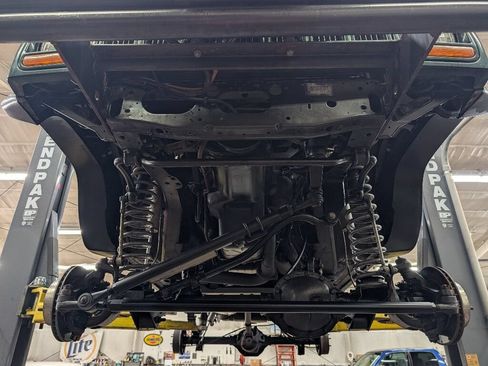 Used 2001 Jeep Cherokee Sport AWD/4WD image 18