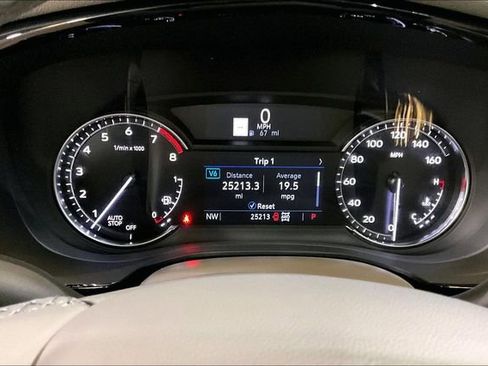 Used 2024 Cadillac XT6 Premium Luxury w/ LPO, Floor Liner Package AWD/4WD image 23