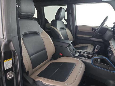 Used 2022 Ford Bronco Wildtrak AWD/4WD image 32