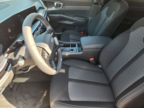 New 2026 Kia Sorento LX image 12
