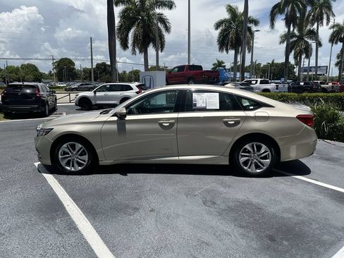 Used 2018 Honda Accord LX image 5