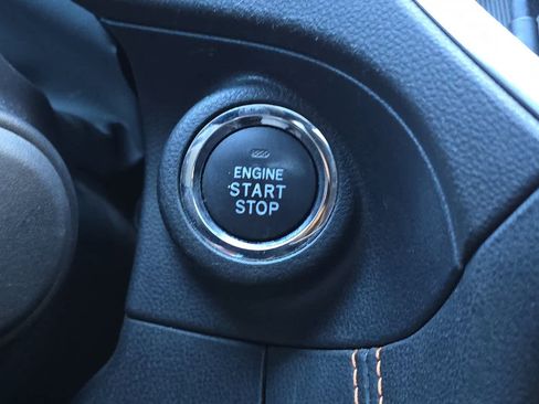 Used 2020 Subaru Crosstrek 2.0i Limited w/ Moonroof Package w/Navigation image 25