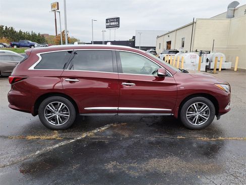 Used 2019 INFINITI QX60 Luxe w/ Essential Package image 6