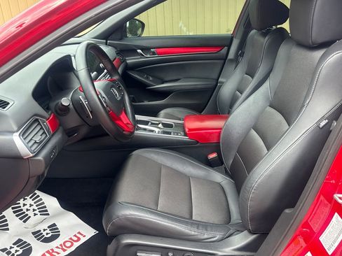 Used 2020 Honda Accord Sport image 9
