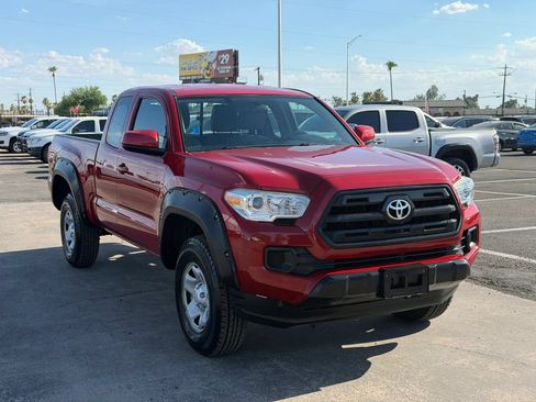 Used 2017 Toyota Tacoma SR w/ SR Convenience Package RWD image 13