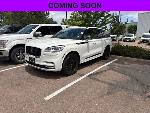 Used 2023 Lincoln Aviator Reserve w/ Equipment Group 201A AWD/4WD image 1