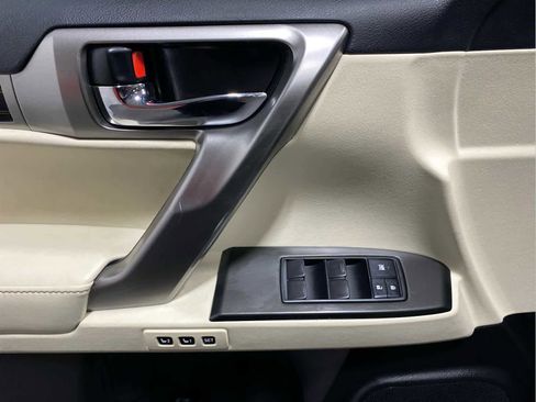 Used 2023 Lexus GX 460 Premium image 10