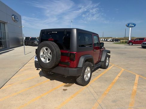 Used 2013 Jeep Wrangler Sport AWD/4WD image 7