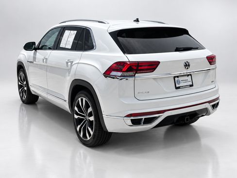 Used 2022 Volkswagen Atlas Cross Sport SEL Premium R-Line AWD/4WD image 9