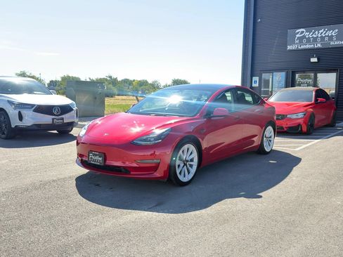 Used 2023 Tesla Model 3 Standard Range RWD image 2