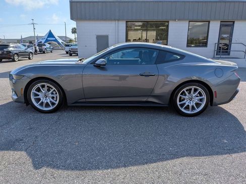 Certified 2025 Ford Mustang Premium image 9