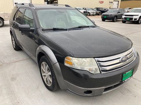 Used 2008 Ford Taurus X SEL AWD/4WD image 2