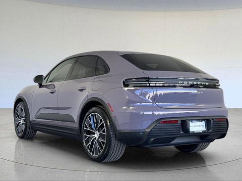 New 2026 Porsche Macan 4 Electric image 3