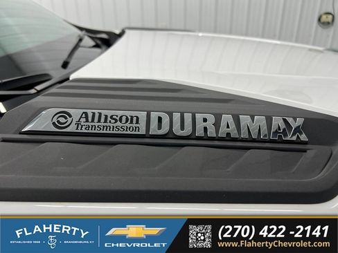 Used 2025 Chevrolet Silverado 2500 LT w/ Convenience Package AWD/4WD image 18