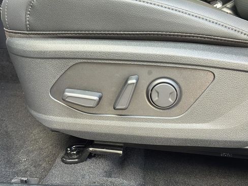 New 2026 Kia Sportage SX image 14