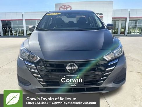 Used 2023 Nissan Versa SV image 8