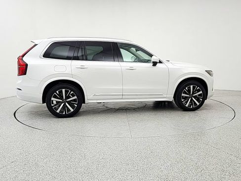 New 2025 Volvo XC90 B6 Core w/ Climate Package AWD/4WD image 4