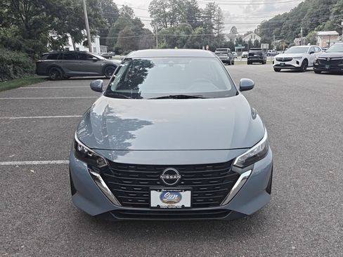 Used 2024 Nissan Sentra SV FWD image 6