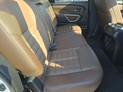 Used 2021 Nissan Titan Platinum Reserve w/ Moonroof Package image 39
