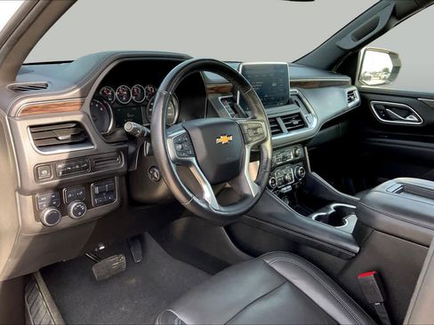 Used 2021 Chevrolet Tahoe LT w/ LT Signature Package AWD/4WD image 18