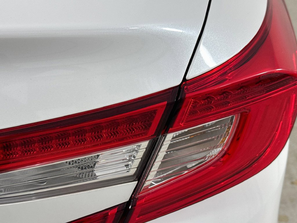 Used 2018 Honda Accord EX-L image 35