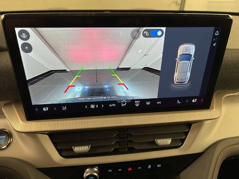 New 2026 Ford Explorer Active w/ Active Comfort Package image 12