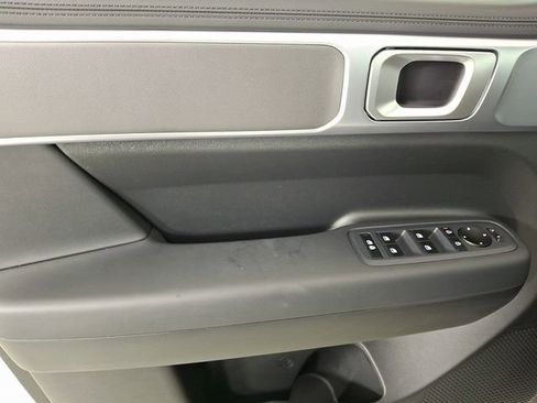 New 2026 Hyundai Santa Fe SE image 9