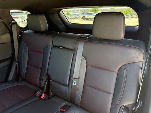 Used 2025 Chevrolet Blazer RS FWD image 29