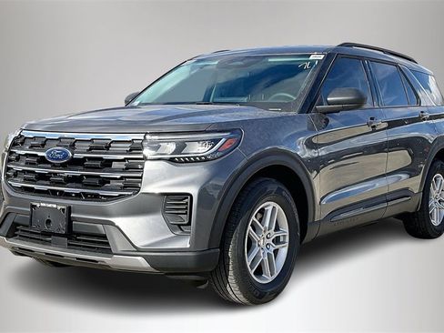 New 2026 Ford Explorer Active image 2