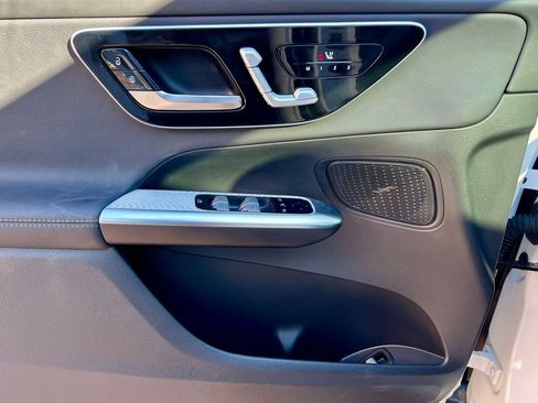 Certified 2024 Mercedes-Benz GLC 300 4MATIC image 29